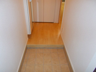 シンプルで使いやすい玄関です