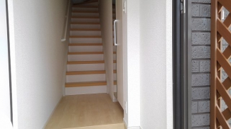 シンプルで使いやすい玄関です