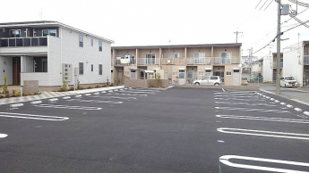 駐車場に車を止められます