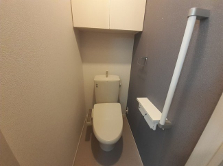 ゆったりとした空間のトイレです