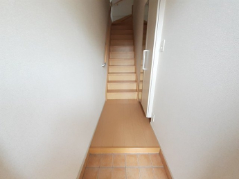 落ち着いた玄関です