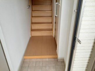 落ち着いた玄関です