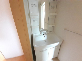 脱衣スペースもあります