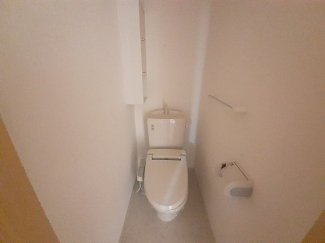 ゆったりとした空間のトイレです