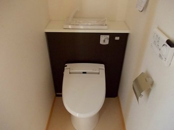 ゆったりとした空間のトイレです