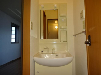 洗髪洗面化粧台