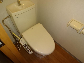 シャワー付トイレ