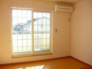 外からの目が気にならないバルコニーで洗濯物が干せます