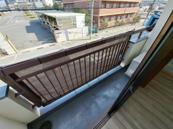 【バルコニー】