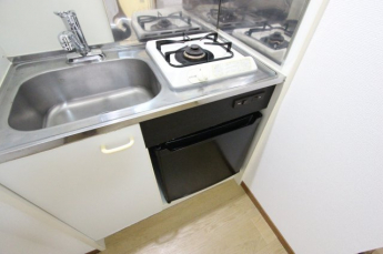 コンパクトなキッチンで掃除もラクラク