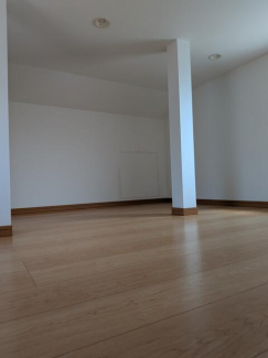 屋根裏収納