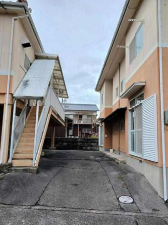 新居浜市中萩町のアパートの画像