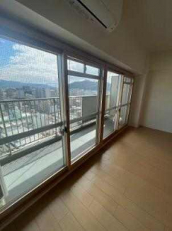 二重サッシを設置しております。