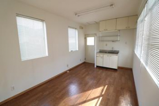 チェリー中央ハイツの画像