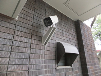 共有部分に防犯カメラ４台