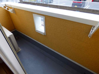 【バルコニー】