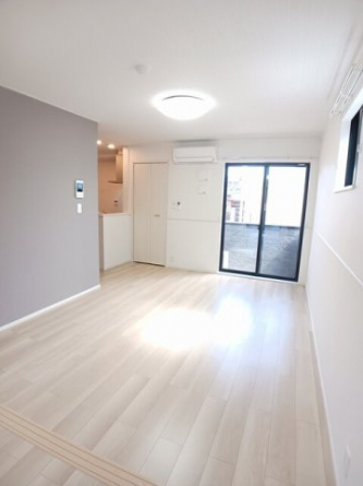 【居間・リビング】