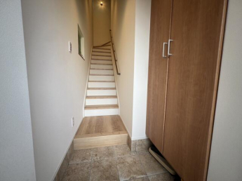 神戸市長田区四番町１丁目の店付住宅の画像