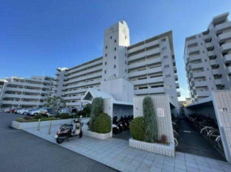 8階建、総戸数95戸