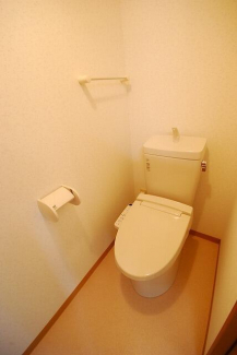 松山市道後樋又のマンションの画像