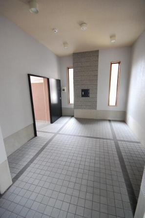 松山市道後樋又のマンションの画像