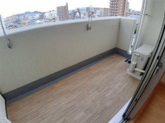 【バルコニー】