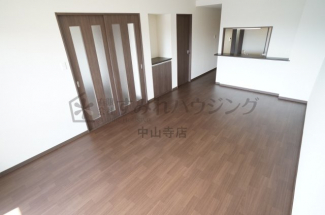 【居間・リビング】