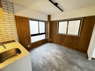 【居間・リビング】