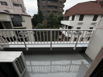 【バルコニー】