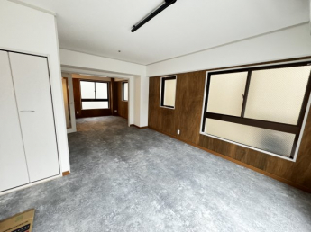 【居間・リビング】