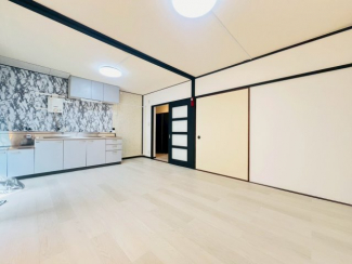 【居間・リビング】