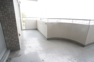 【バルコニー】