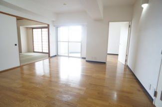 【居間・リビング】