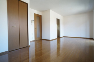 参考、同建物・同間取りの号室