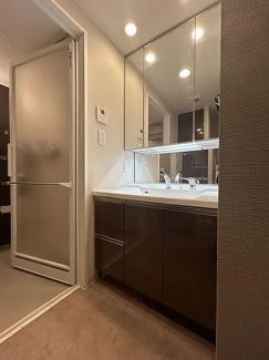 【独立洗面台】