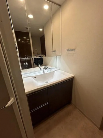 【独立洗面台】