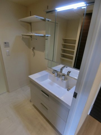 【洗面所】