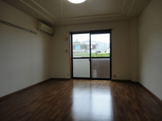 洋室(エアコン・照明)