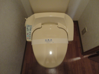 シャワー付トイレ