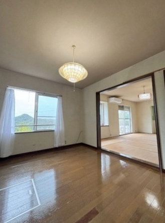 【居間・リビング】