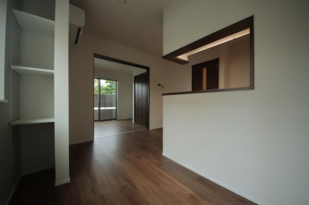 こちらの居間で趣味の時間をお楽しみください