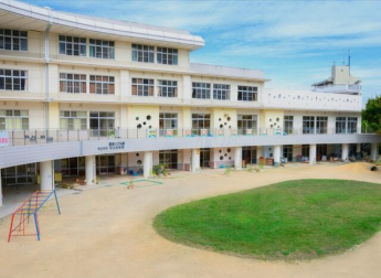 守山市立認定こども園守山幼稚園　徒歩６分まで450m
