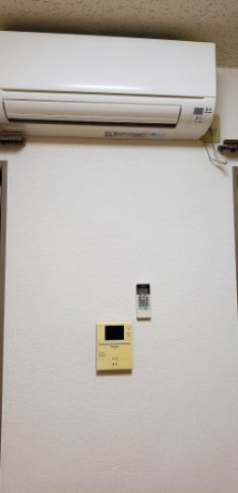 モニター付きインターホンで安心ですね