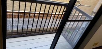 【バルコニー】