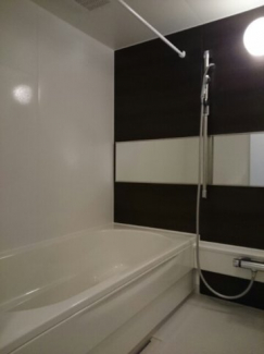 ゆったり過ごせるお風呂です