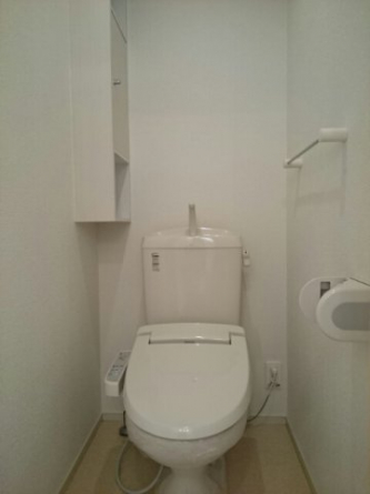 清潔感のあるトイレです