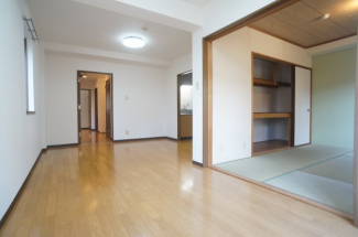 【居間・リビング】