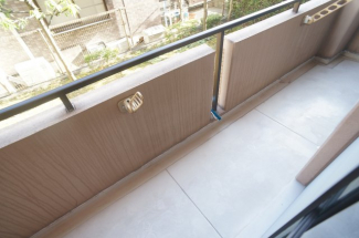 【バルコニー】