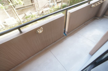 【バルコニー】