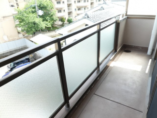 【バルコニー】